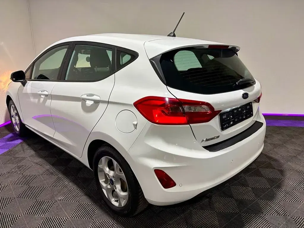 Gebraucht Ford Fiesta Cool & Connect 86 PS (63 kW) 2019 Weiß Kleinwagen