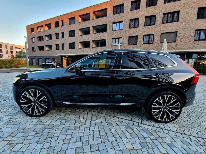 Schwarz Gebraucht 2018 Volvo XC60 Inscription SUV | 35.750 € - Bild 1/4