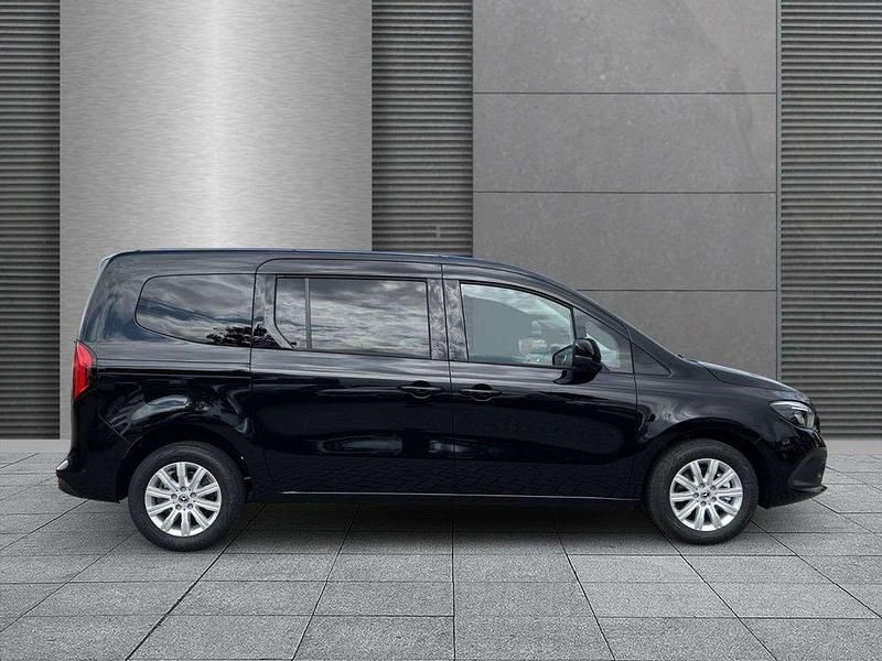 Loparitschwarz metallic Neu 2025 Mercedes T180 Progressive Van / Kleinbus | 34.790 € - Bild 1/4