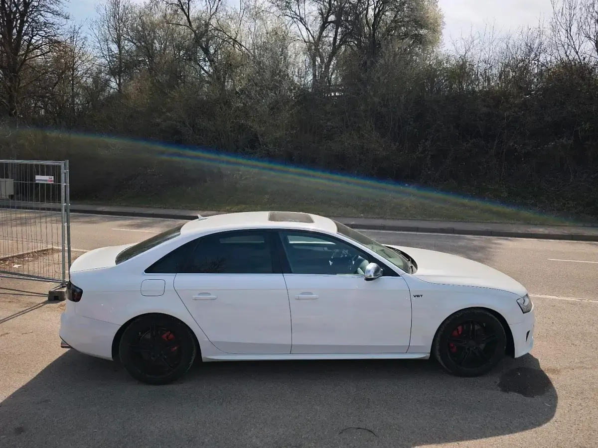Second-hand Audi S4 333 CP (244 kW) 2013 Alb Berlinǎ
