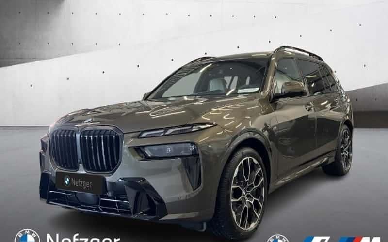 Grau Gebraucht 2025 BMW X7 Shadowline SUV | 106.285 € - Bild 1/4
