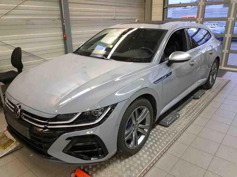 Gebraucht VW Arteon R 320 PS (235 kW) 2023 Mondsteingrau Kombi