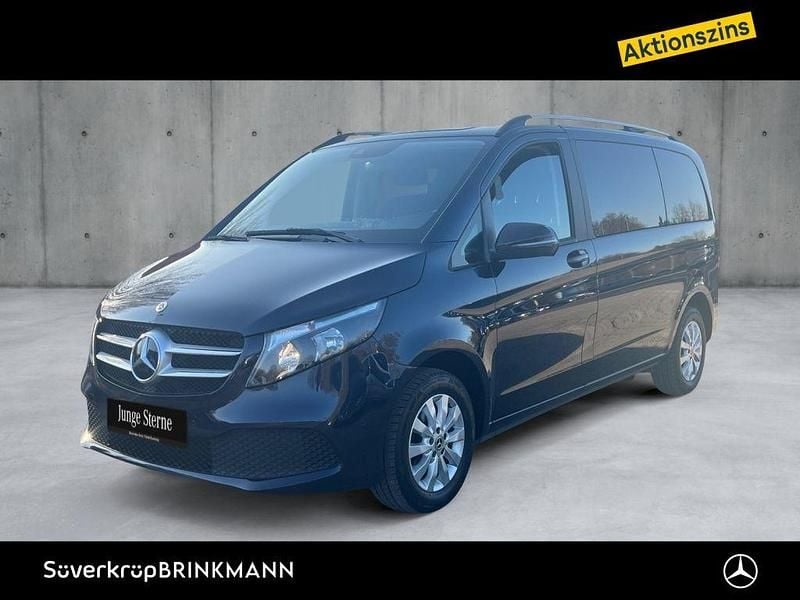 Gebraucht Mercedes V220 163 PS (119 kW) 2021 Blau Van / Kleinbus