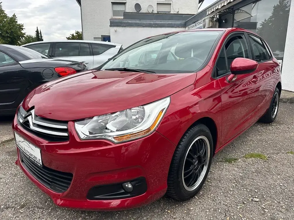 Gebraucht Citroën C4 SELECTION 99 PS (72 kW) 2016 Rot Limousine