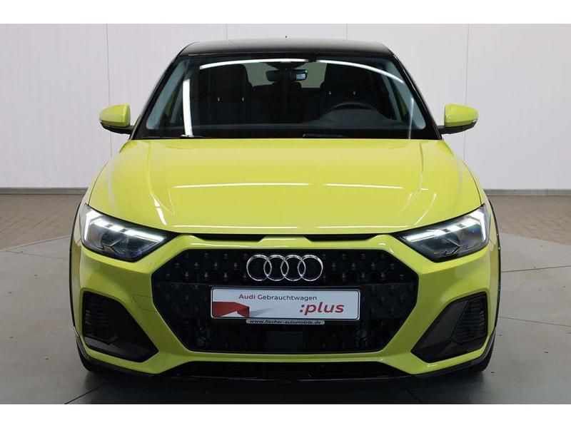 Gebraucht Audi A1 Ambiente 110 PS (80 kW) 2022 Gelb SUV