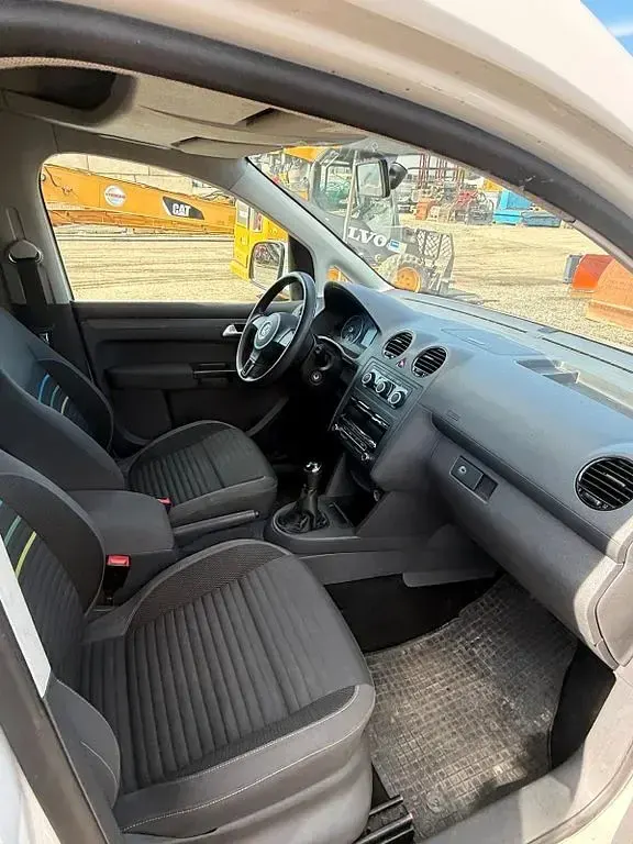 Gebraucht VW Caddy Team 102 PS (75 kW) 2015 Weiß Van / Kleinbus