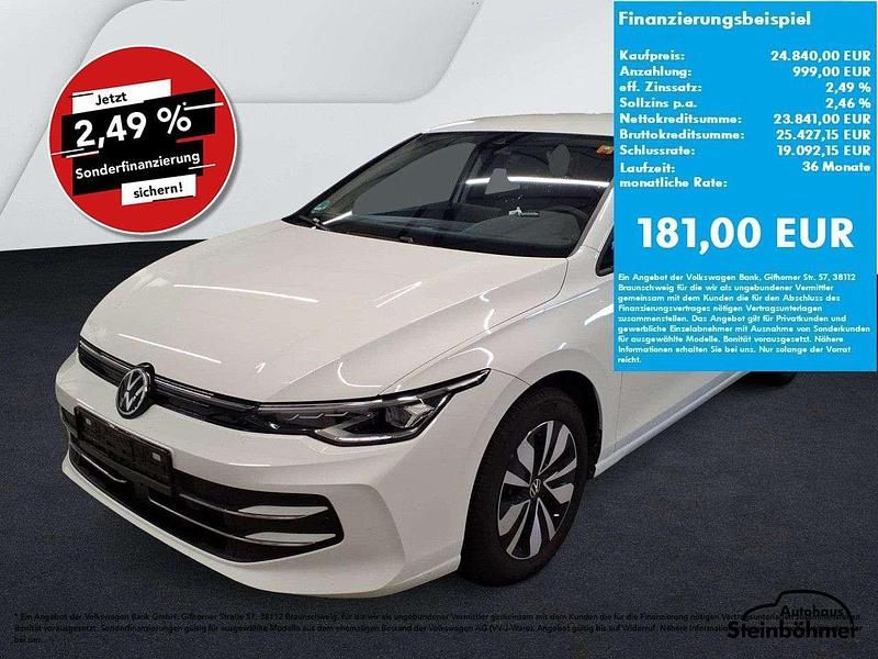 Pure white (weiß) Gebraucht 2025 VW Golf VIII Goal Limousine | 24.840 € (Superpreis) - Bild 1/4