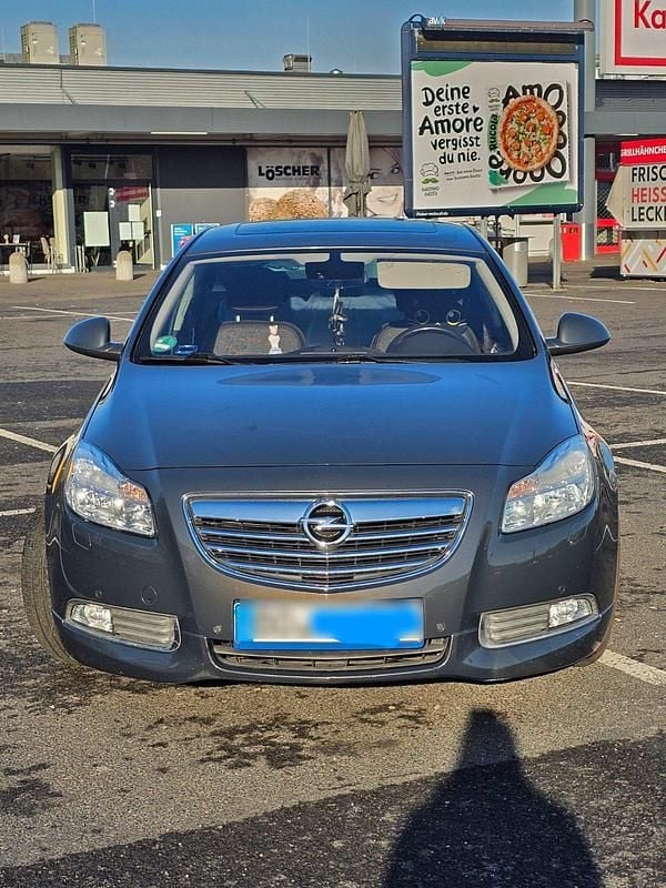 Grau Gebraucht 2013 Opel Insignia Active Limousine | 6.800 € (Guter Preis) - Bild 1/4