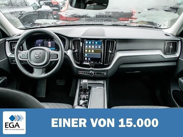 Gebraucht Volvo XC60 Plus 197 PS (144 kW) 2022 Schwarz metallic SUV