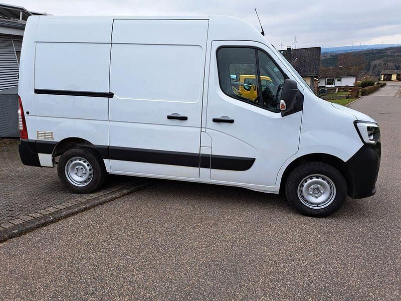 Gebraucht Renault Master 136 PS (100 kW) 2022 Weiß Van / Kleinbus