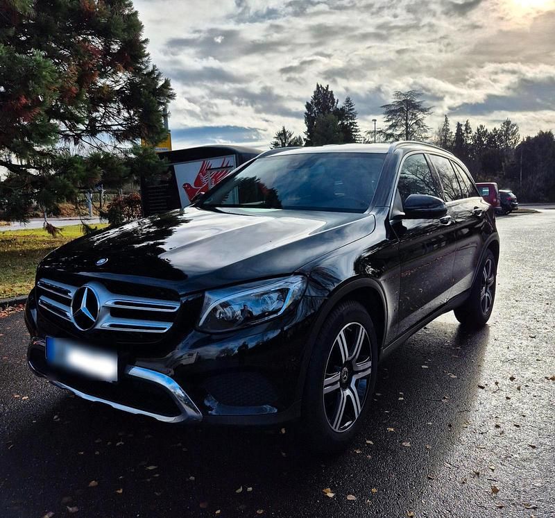 Gebraucht Mercedes GLC220 170 PS (125 kW) 2016 Schwarz SUV
