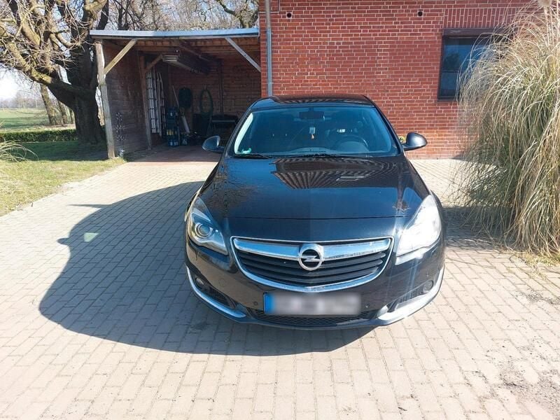 Schwarz Gebraucht 2016 Opel Insignia Limousine | 8.500 € (Guter Preis) - Bild 1/4