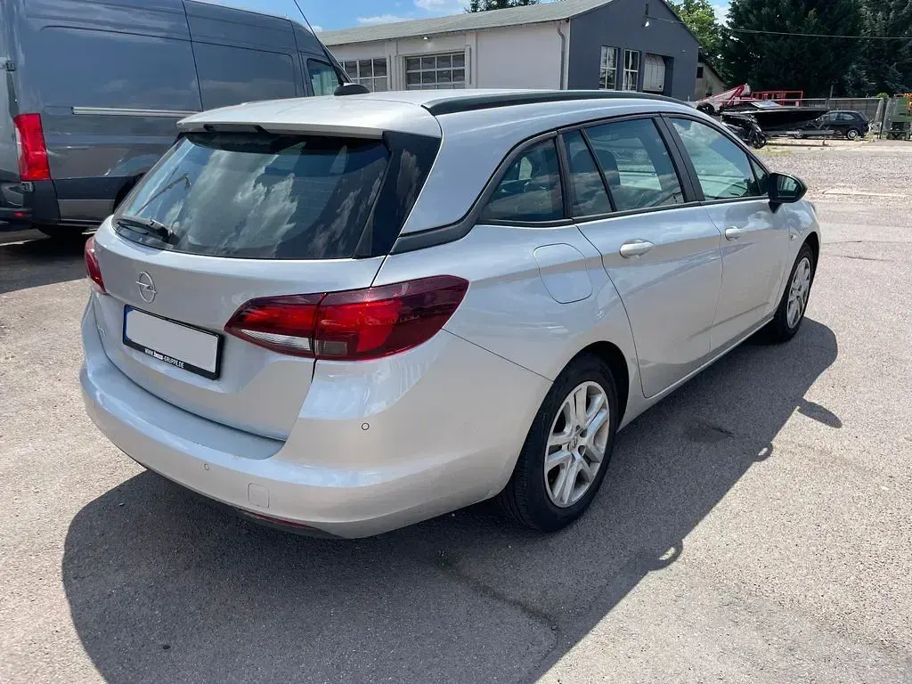 Gebraucht Opel Astra Edition 122 PS (89 kW) 2021 Silber Limousine
