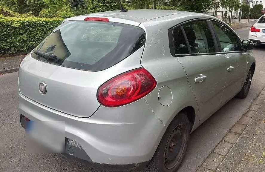 Gebraucht Fiat Bravo 120 PS (88 kW) 2010 Silber Kleinwagen