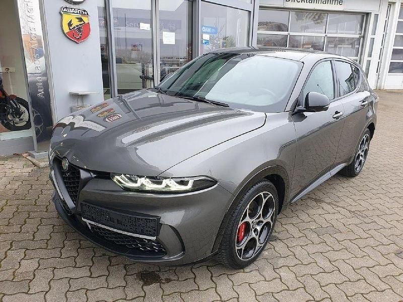 Braun Gebraucht 2024 Alfa Romeo Tonale Veloce SUV | 27.900 € (Fairer Preis) - Bild 1/4