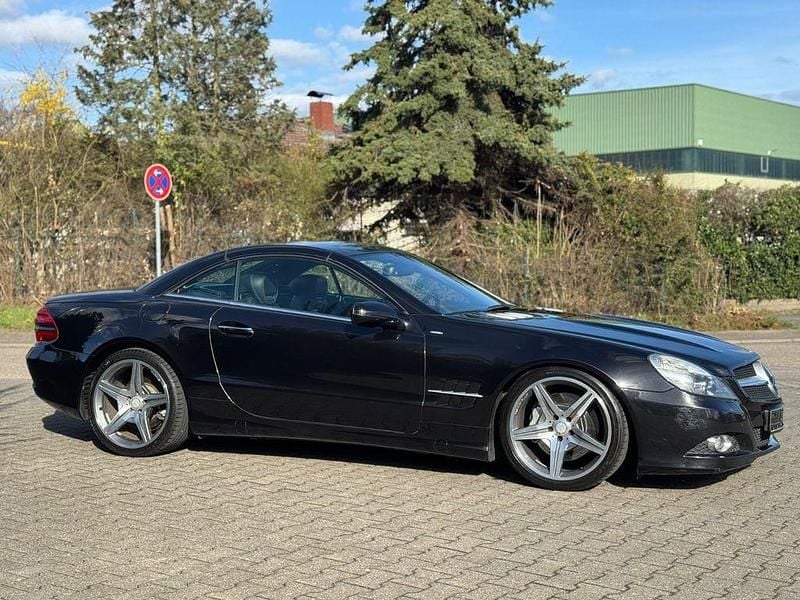 Gebraucht Mercedes SL350 315 PS (231 kW) 2010 Schwarz Cabrio
