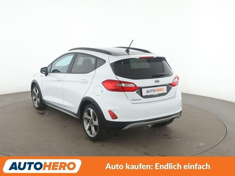 Gebraucht Ford Fiesta Active 101 PS (74 kW) 2020 Weiß Kleinwagen