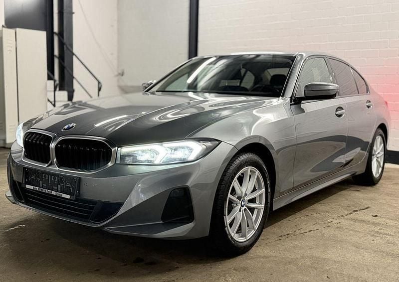 Skyscraper grau metallic Gebraucht 2023 BMW 320 Limousine | 28.500 € (Guter Preis) - Bild 1/4