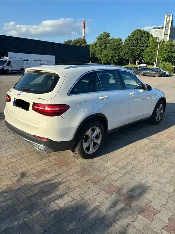 Gebraucht Mercedes GLC220 170 PS (125 kW) 2018 Weiß SUV