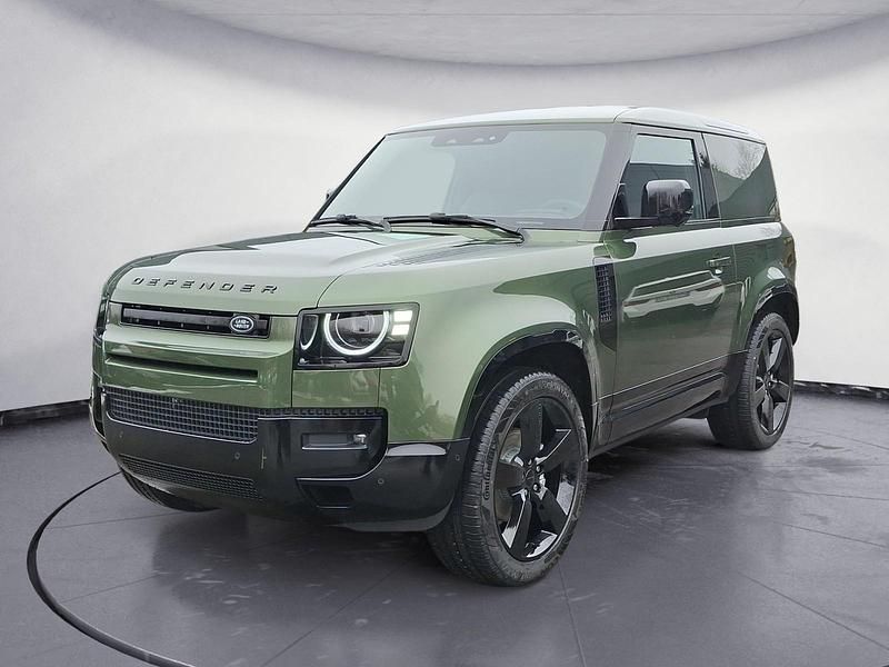 Gebraucht Land Rover Defender SE Dynamic 250 PS (183 kW) 2026 Grün SUV