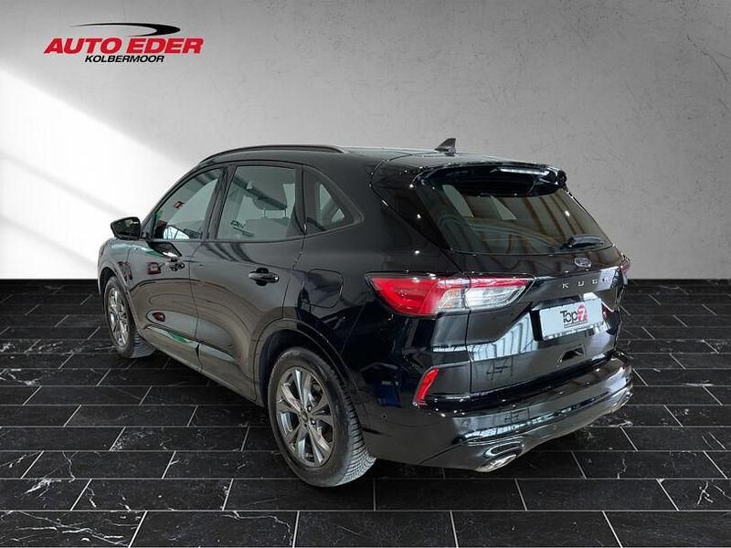 Gebraucht Ford Kuga ST-Line 120 PS (88 kW) 2023 Obsidianschwarz (metallic) SUV