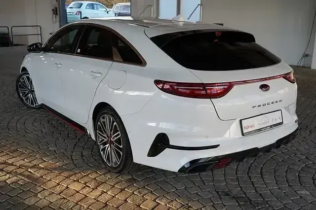 Gebraucht Kia ProCeed GT 204 PS (150 kW) 2020 Weis Kombi