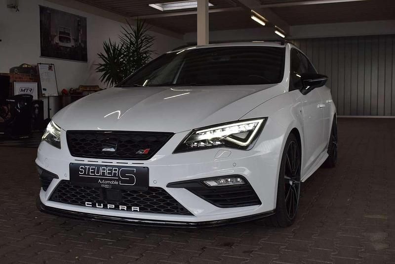 Weiß Gebraucht 2017 Cupra Leon Kombi | 20.890 € (Etwas zu teuer) - Bild 1/4