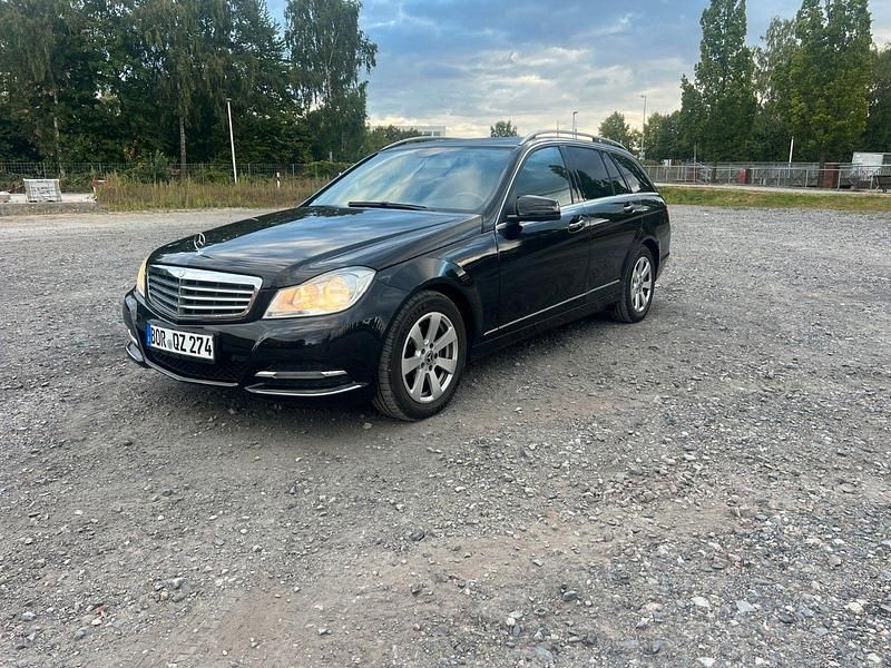 Schwarz Gebraucht 2014 Mercedes C200 Kombi | 5.450 € (Superpreis) - Bild 1/4