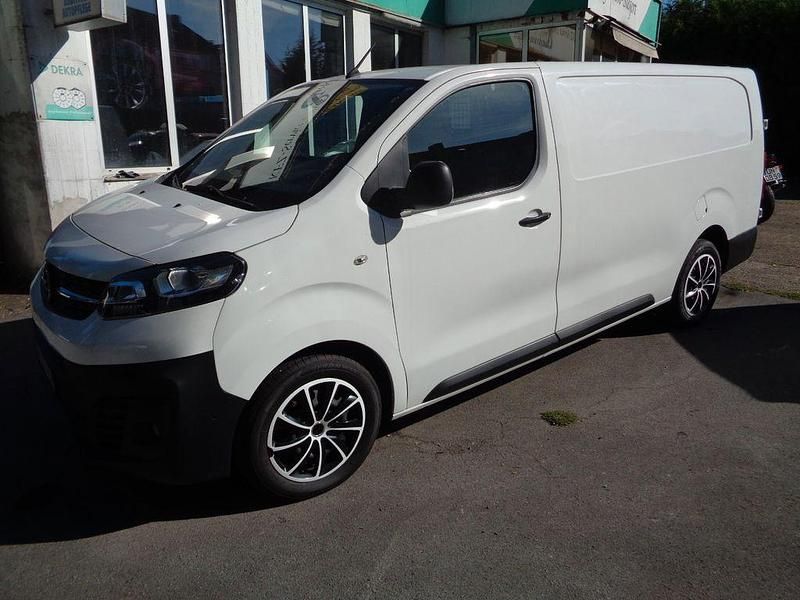 Jade weiss/arktis weiss Gebraucht 2020 Opel Vivaro Edition Van | 14.999 € (Superpreis) - Bild 1/4