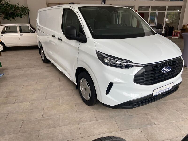 Gebraucht Ford Transit Custom 150 PS (110 kW) 2024 Weiß Limousine