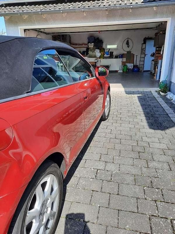 Gebraucht Audi A3 Cabriolet Attraction 105 PS (77 kW) 2008 Rot Cabrio