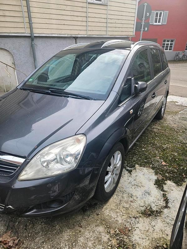 Gebraucht Opel Zafira 110 PS (80 kW) 2008 Grau Van / Kleinbus