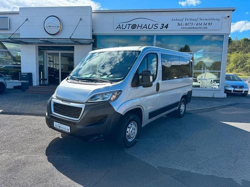 Gebraucht Peugeot Boxer 110 PS (80 kW) 2018 Grau Van