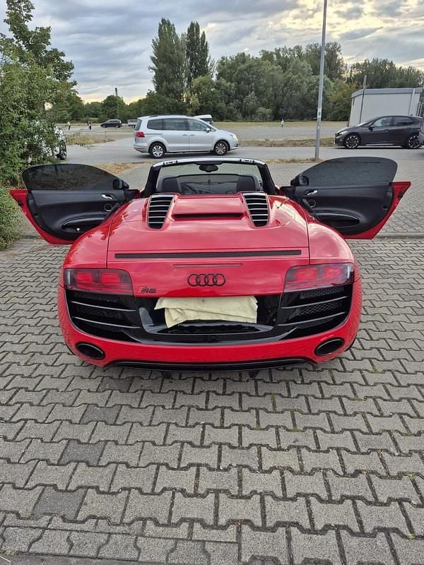 Gebraucht Audi R8 Spyder 525 PS (386 kW) 2012 Rot Cabrio