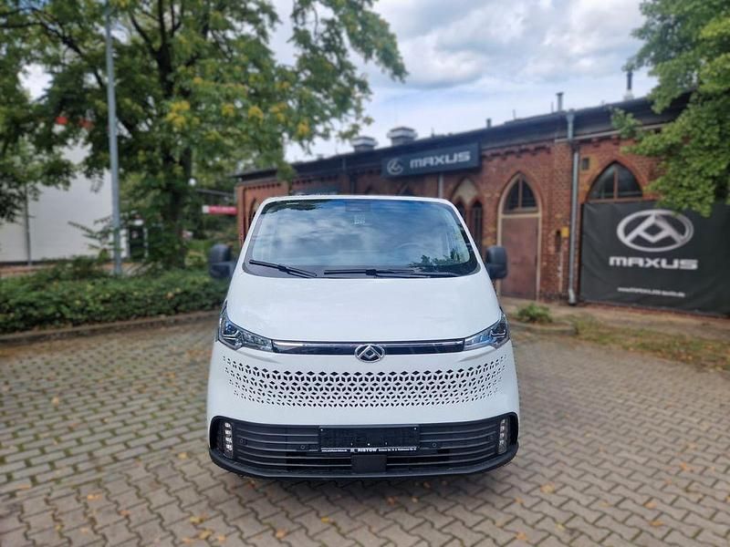 Neu Maxus V70 147 PS (108 kW) 2026 Weiß Van
