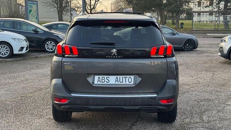 Gebraucht Peugeot 5008 Allure 131 PS (96 kW) 2019 Grau SUV