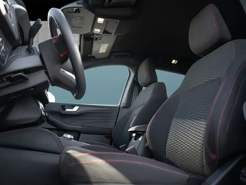 Gebraucht Ford Kuga ST-Line 186 PS (136 kW) 2025 Grau SUV