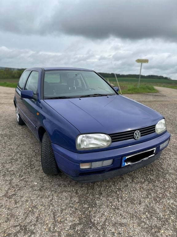 Blau Gebraucht 1997 VW Golf III Limousine | 2.250 € (Fairer Preis) - Bild 1/4