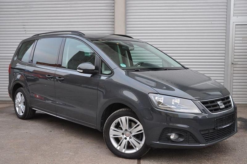 Gebraucht Seat Alhambra Style 150 PS (110 kW) 2018 Grau Van / Kleinbus