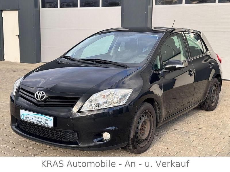 Schwarz Gebraucht 2012 Toyota Auris Life Limousine | 6.000 € (Fairer Preis) - Bild 1/4