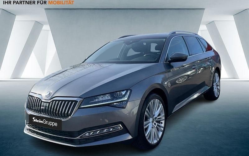 Gebraucht Skoda Superb Style 200 PS (147 kW) 2022 Grau Kombi