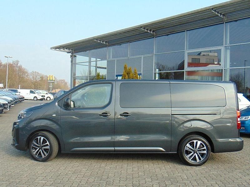 Gebraucht Citroën Spacetourer 177 PS (130 kW) 2024 Grau Van / Kleinbus