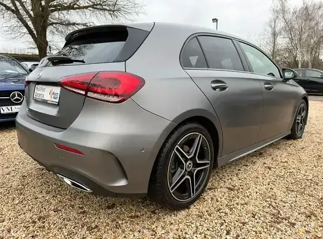 Gebraucht Mercedes A160 2022 Grau Limousine