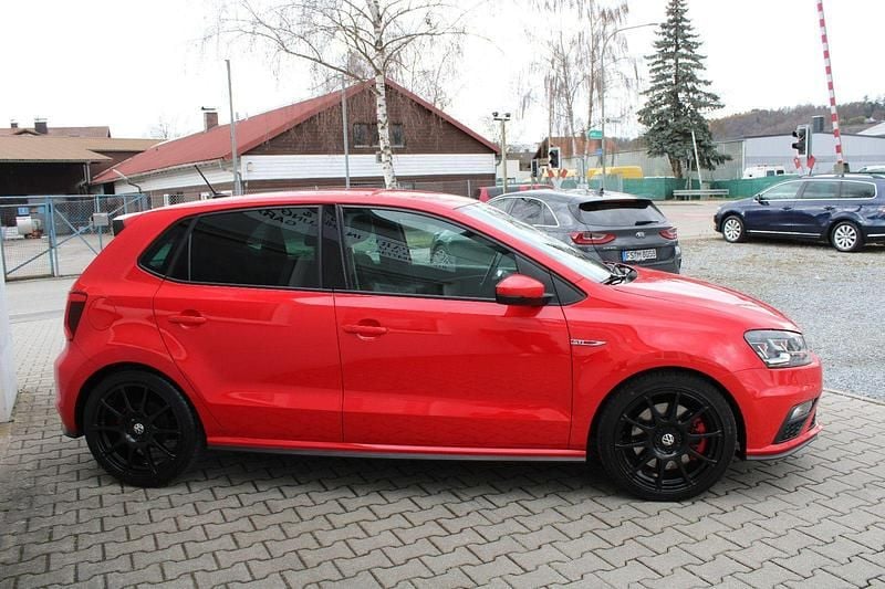 Second-hand VW Polo GTI 192 CP (141 kW) 2016 Roșu Hatchback