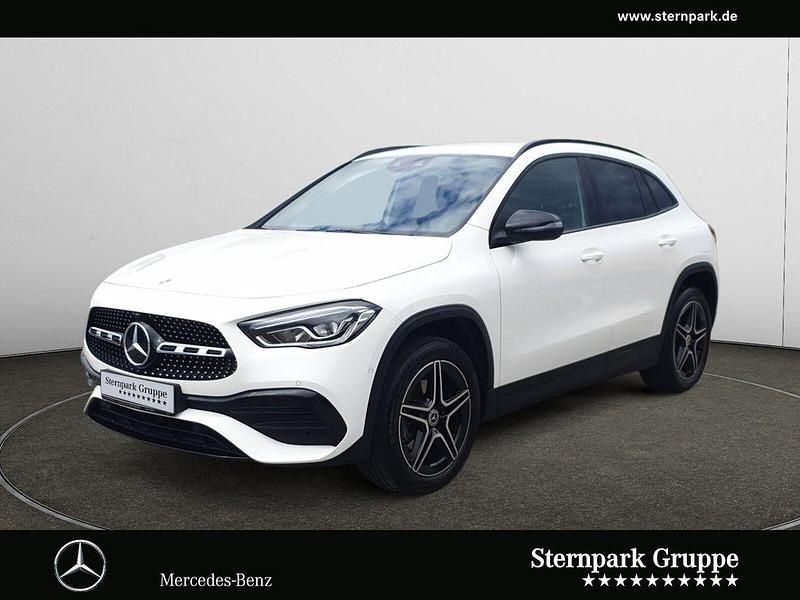 Weiß Gebraucht 2022 Mercedes GLA250 AMG SUV | 34.490 € (Fairer Preis) - Bild 1/4