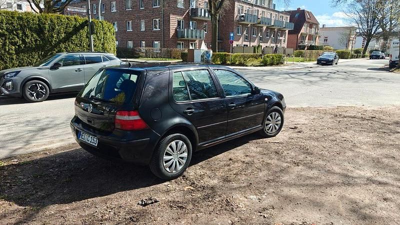 Gebraucht VW Golf IV Basis 75 PS (55 kW) 2001 Schwarz Limousine