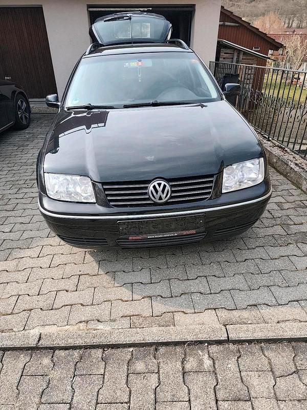 Gebraucht VW Bora 116 PS (85 kW) 2004 Schwarz Kombi
