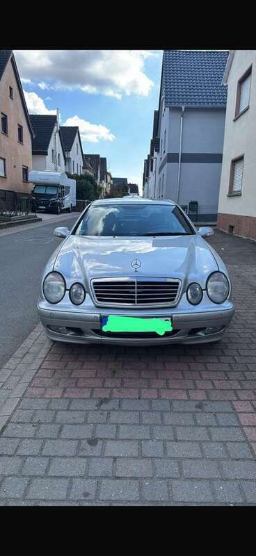Gebraucht 2002 Mercedes CLK200 Avantgarde Coupé | 3.800 € (Teuer) - Bild 1/4