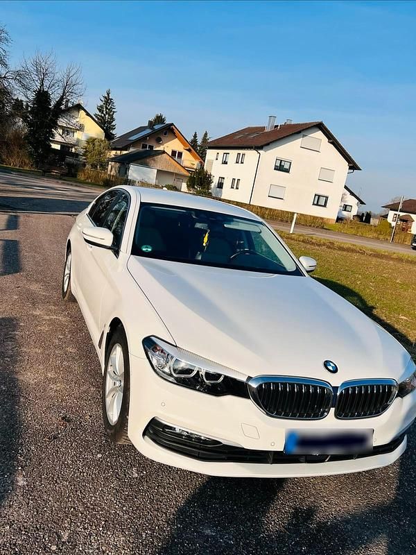 Gebraucht BMW 530e iPerformance 252 PS (185 kW) 2019 Weiß Limousine