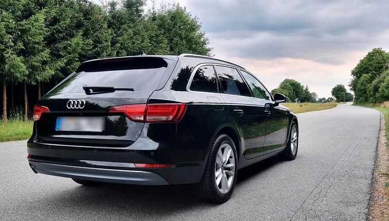 Gebraucht Audi A4 S-Line 150 PS (110 kW) 2016 Schwarz Kombi
